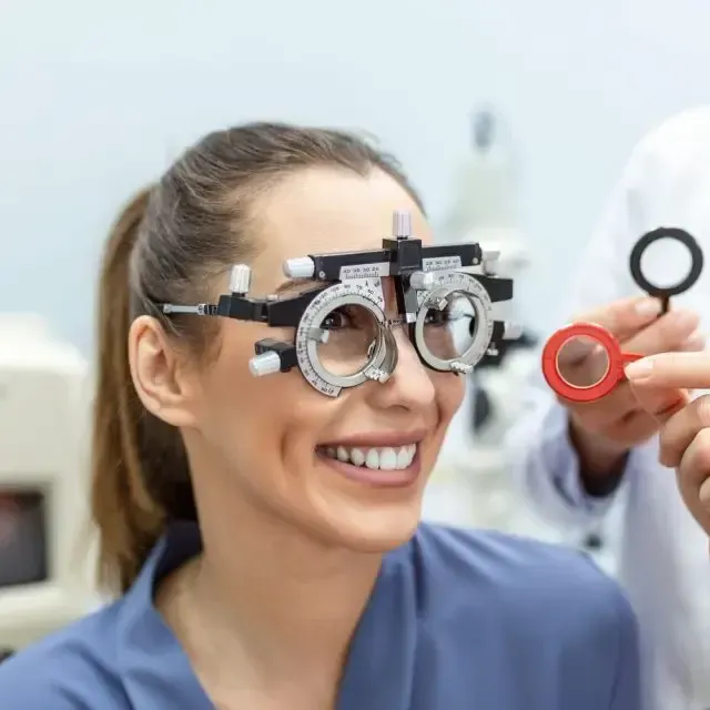 woman-at-eye-exam